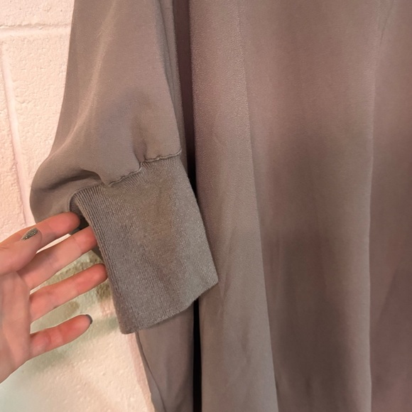 LAST CALL Babaton Aritzia Draped Taupe Cinched Sleeve Top Neutral Minimalist - Picture 6 of 7